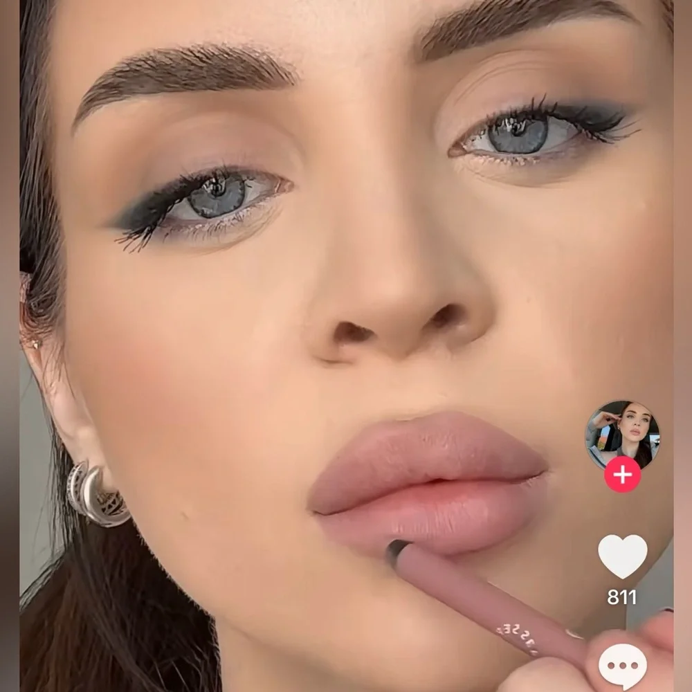 Sephora Pink Frosting 01 Lipliner! Tested once 

Such a gorgeous shade! - Picture 2 of 4